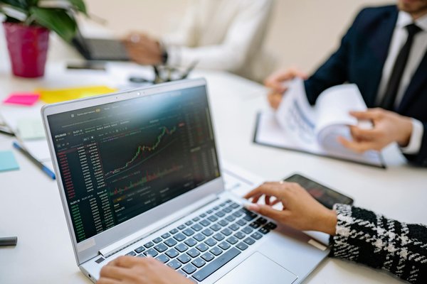 Prix de l'or : qui fixe le cours ?