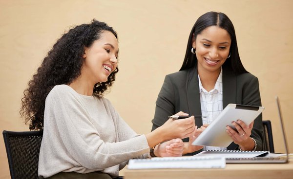 Trouvez le meilleur investissement avec notre comparateur scpi